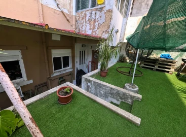 Apartamento T1 para Venda em Queluz e Belas