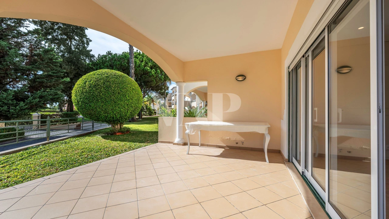 Apartamento T3 para Venda em Quarteira Foto 9