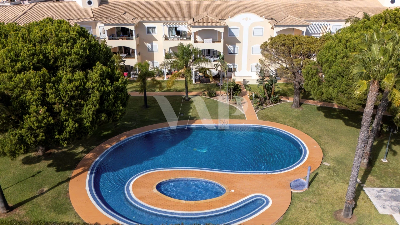 Apartamento T3 para Venda em Quarteira Foto 19