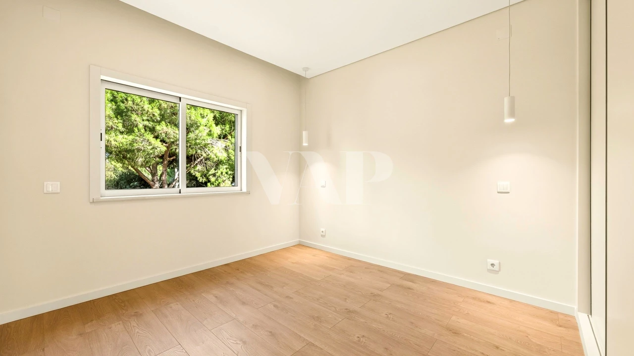 Apartamento T3 para Venda em Quarteira Foto 5