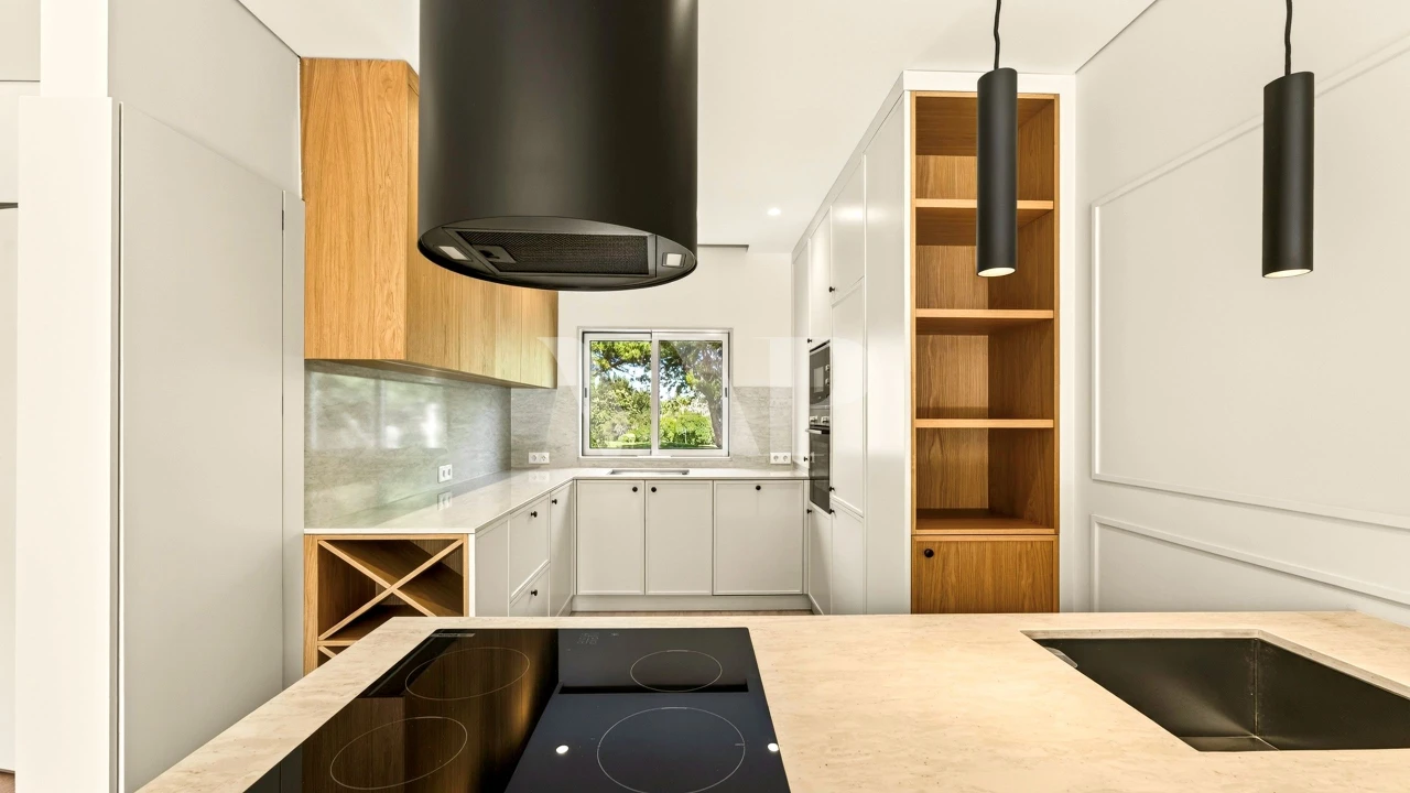 Apartamento T3 para Venda em Quarteira Foto 4
