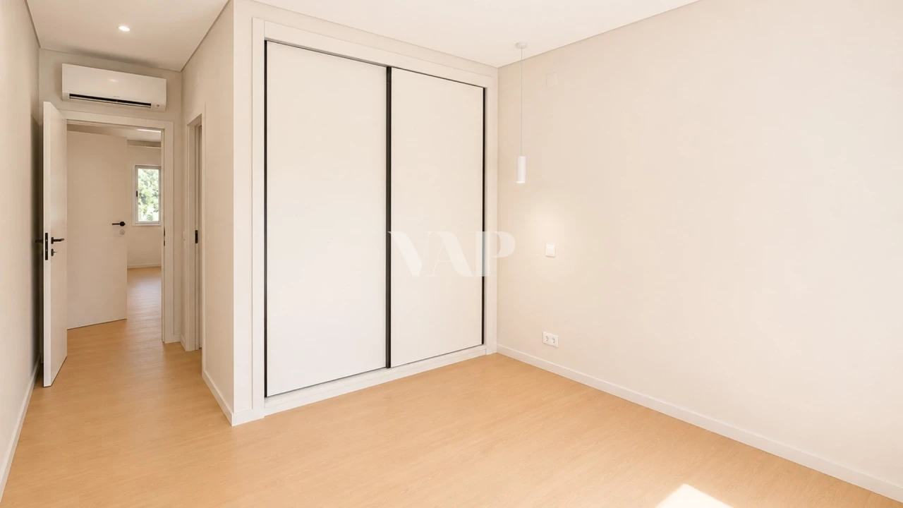 Apartamento T3 para Venda em Quarteira Foto 19