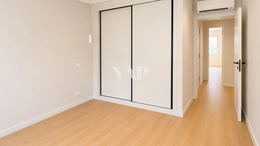 Apartamento T3 para Venda em Quarteira Foto 15