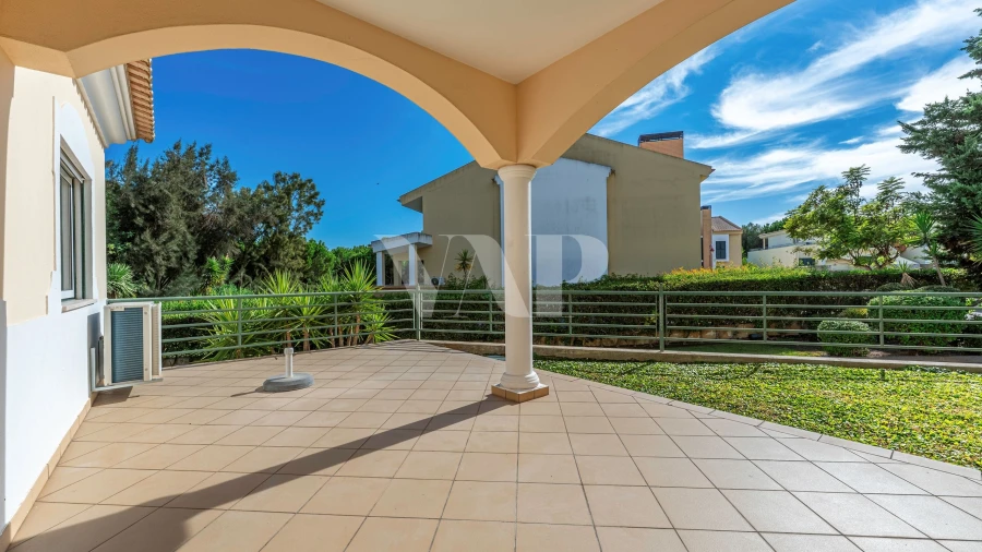 Apartamento T3 para Venda em Quarteira Foto 8