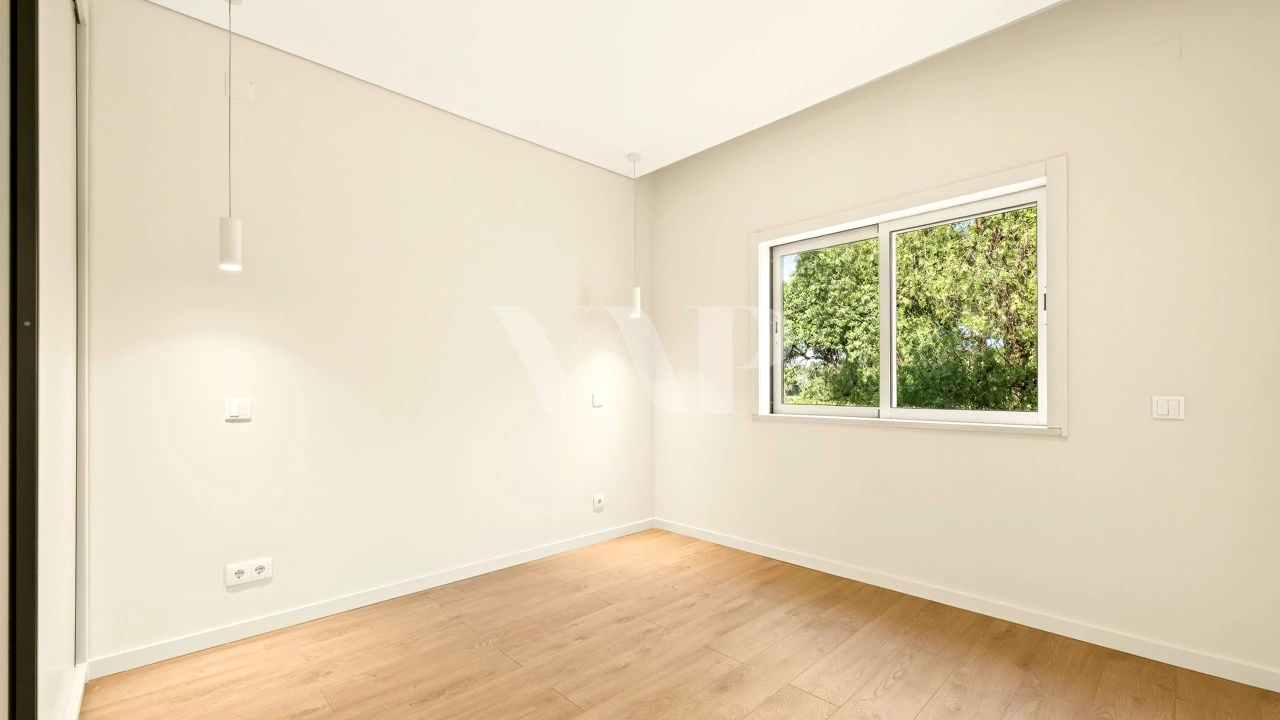 Apartamento T3 para Venda em Quarteira Foto 13