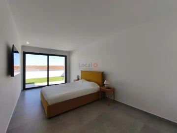 Moradia T3 para Venda em Lagos (São Sebastião e Santa Maria)