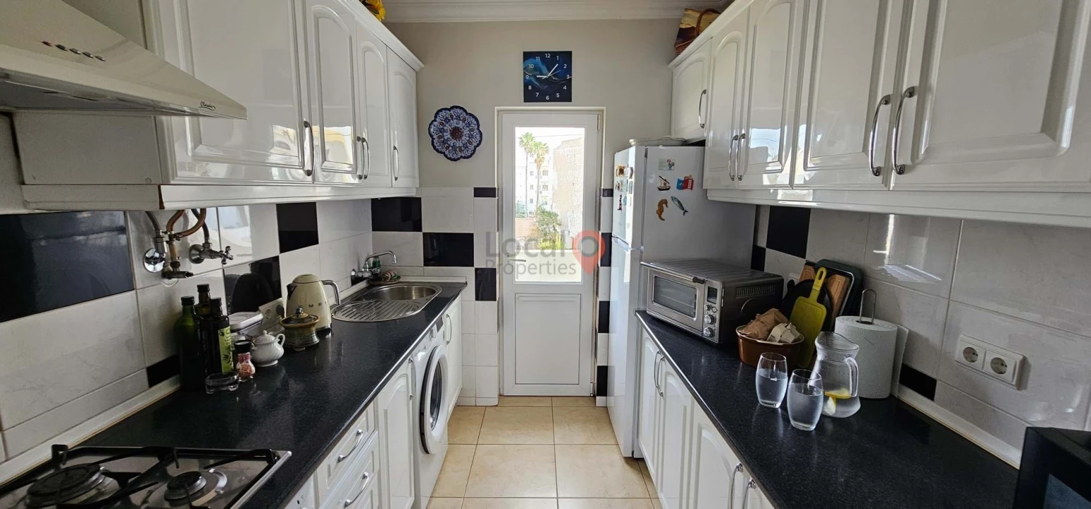 Apartamento T2 para Venda em Budens Foto 5