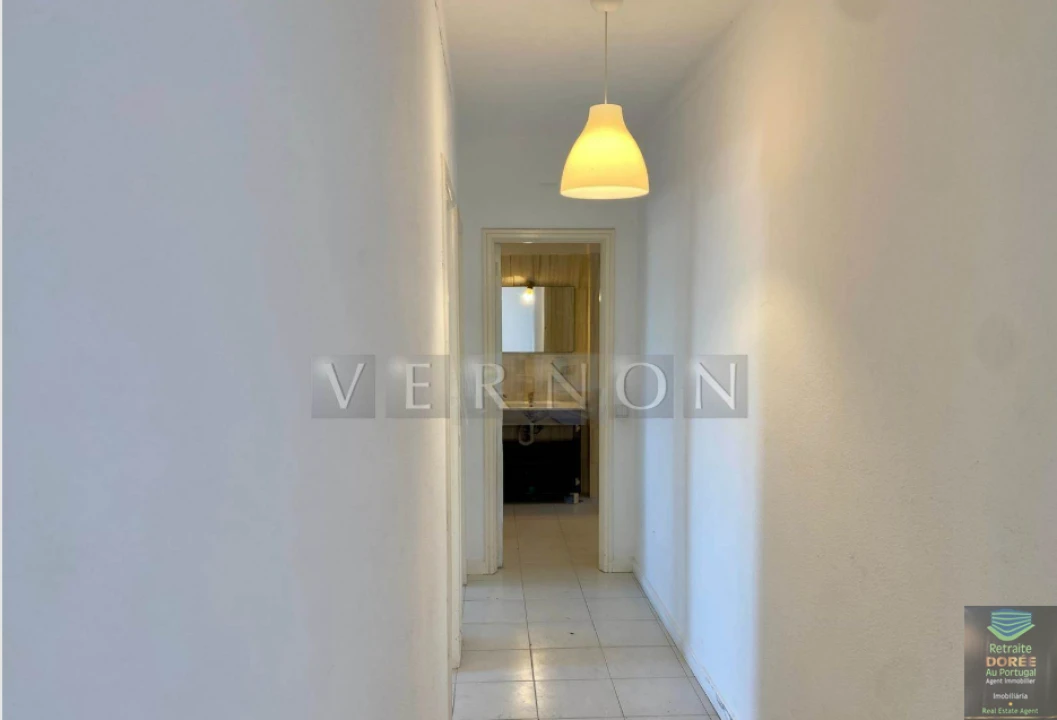 Apartamento T2 para Venda em Portimão Foto 13