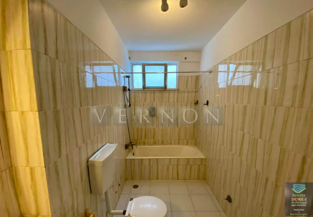 Apartamento T2 para Venda em Portimão Foto 19