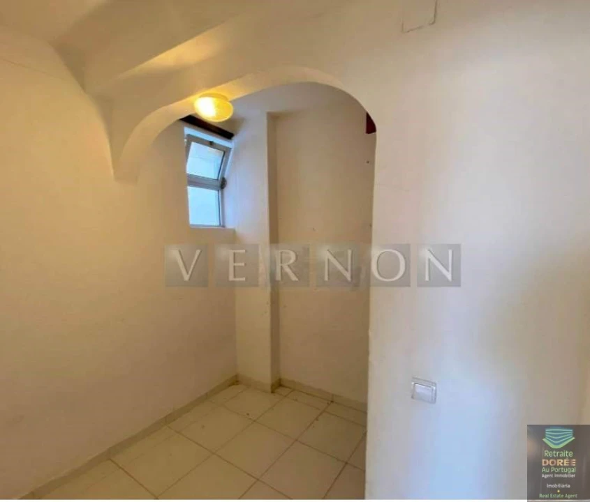 Apartamento T2 para Venda em Portimão Foto 11