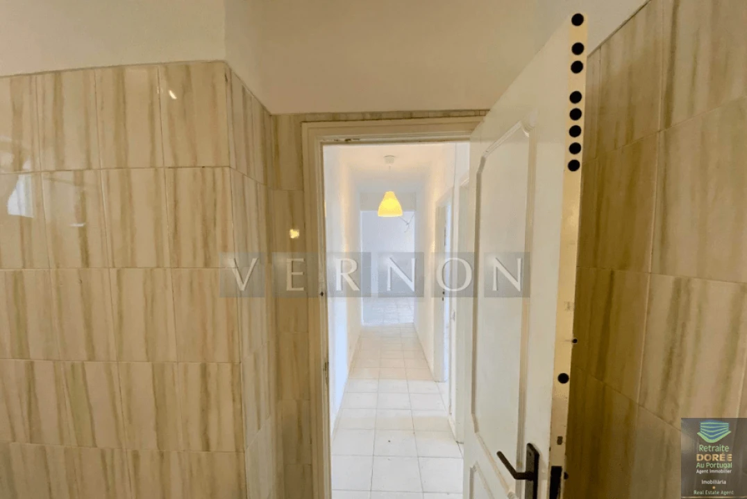 Apartamento T2 para Venda em Portimão Foto 20