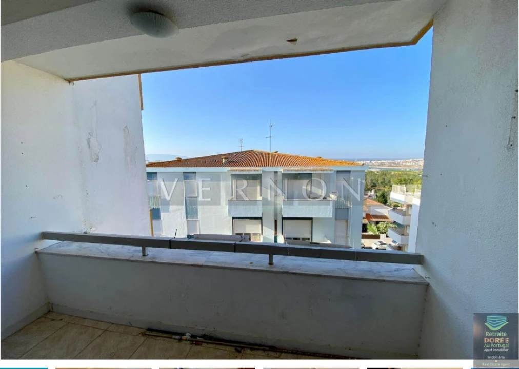 Apartamento T2 para Venda em Portimão Foto 10