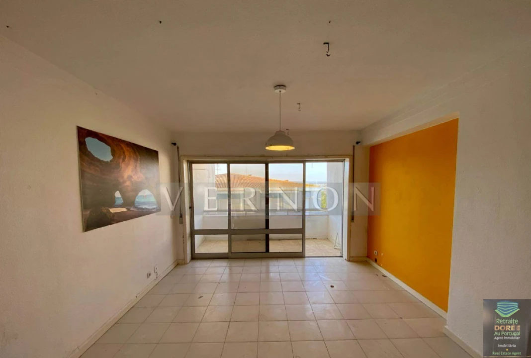 Apartamento T2 para Venda em Portimão Foto 4