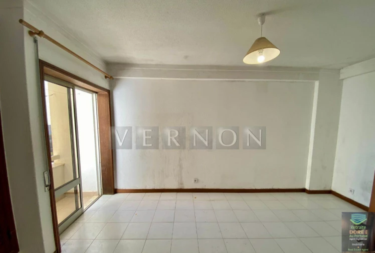 Apartamento T2 para Venda em Portimão Foto 17