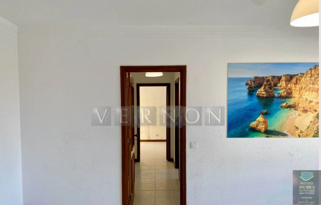 Apartamento T2 para Venda em Portimão Foto 10