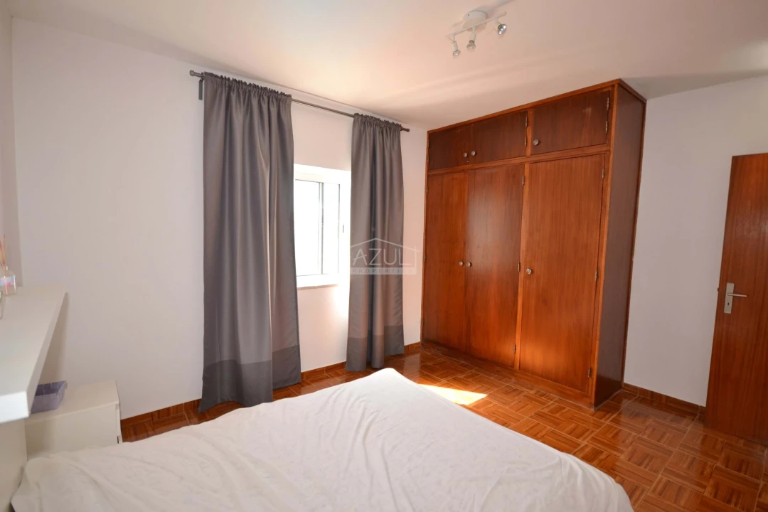 Moradia T4 para Venda em Alte Foto 19
