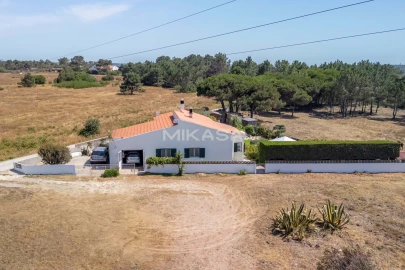Moradia T3 para Venda em Aljezur
