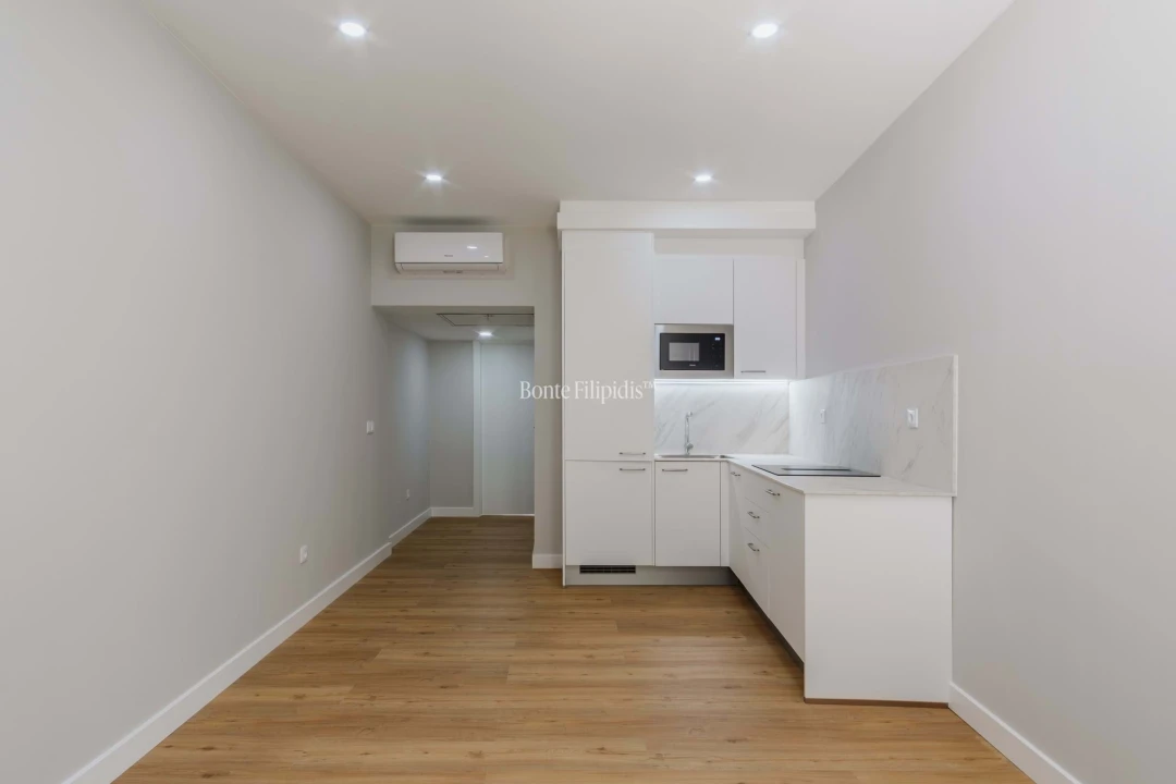 Apartamento T1 para Venda em Santo António Foto 1