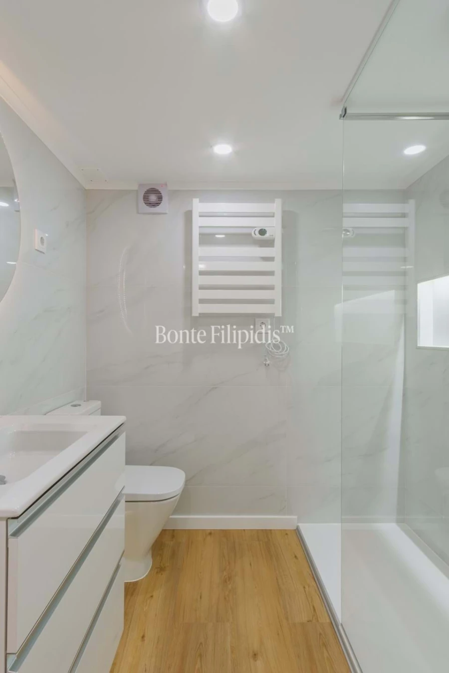 Apartamento T1 para Venda em Santo António Foto 7