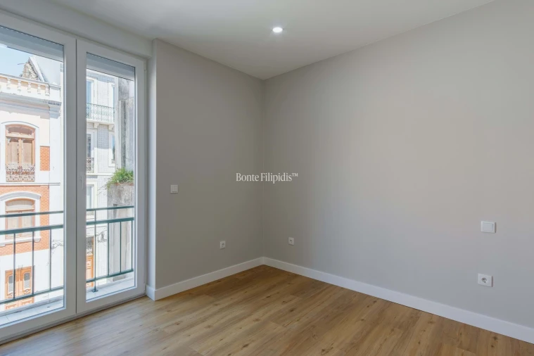 Apartamento T1 para Venda em Santo António Foto 12