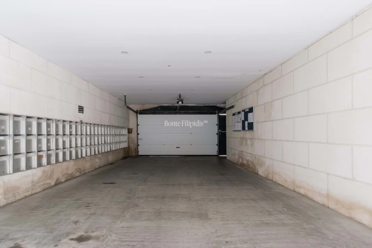 Apartamento T1 para Venda em Santo António Foto 22