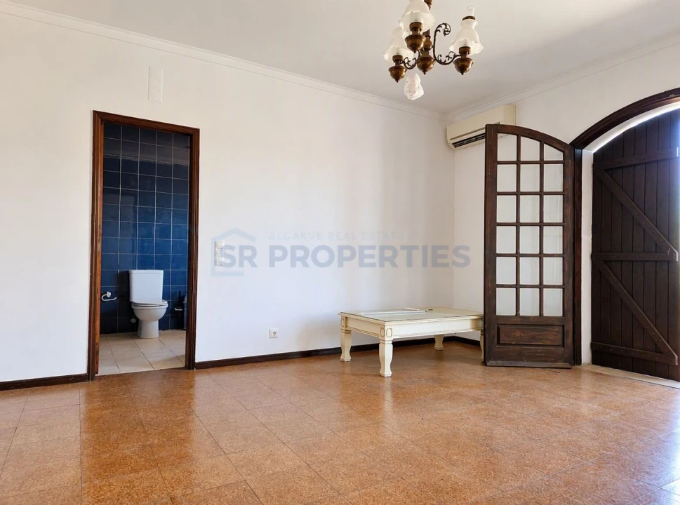Moradia T5 para Venda em Loule (São Sebastião) Foto 17