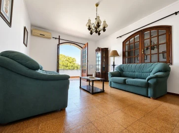 Moradia T5 para Venda em Loule (São Sebastião)