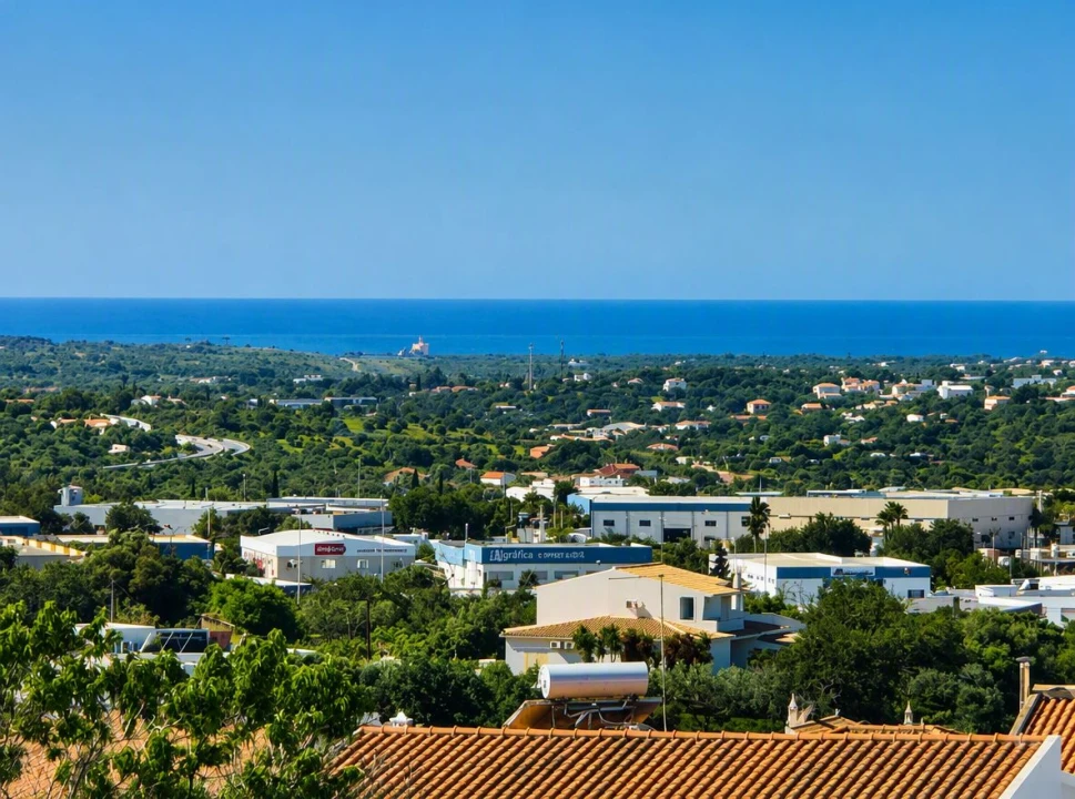 Moradia T5 para Venda em Loule (São Sebastião) Foto 25