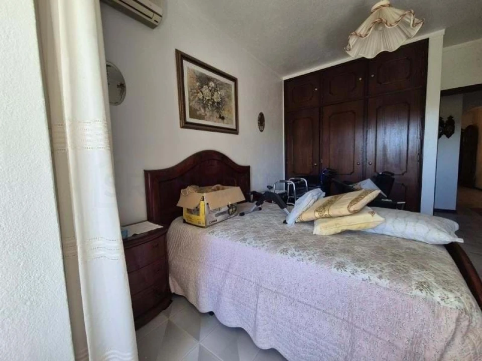 Moradia T5 para Venda em Loule (São Sebastião) Foto 67
