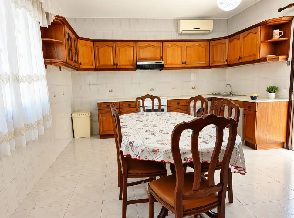 Moradia T5 para Venda em Loule (São Sebastião) Foto 43