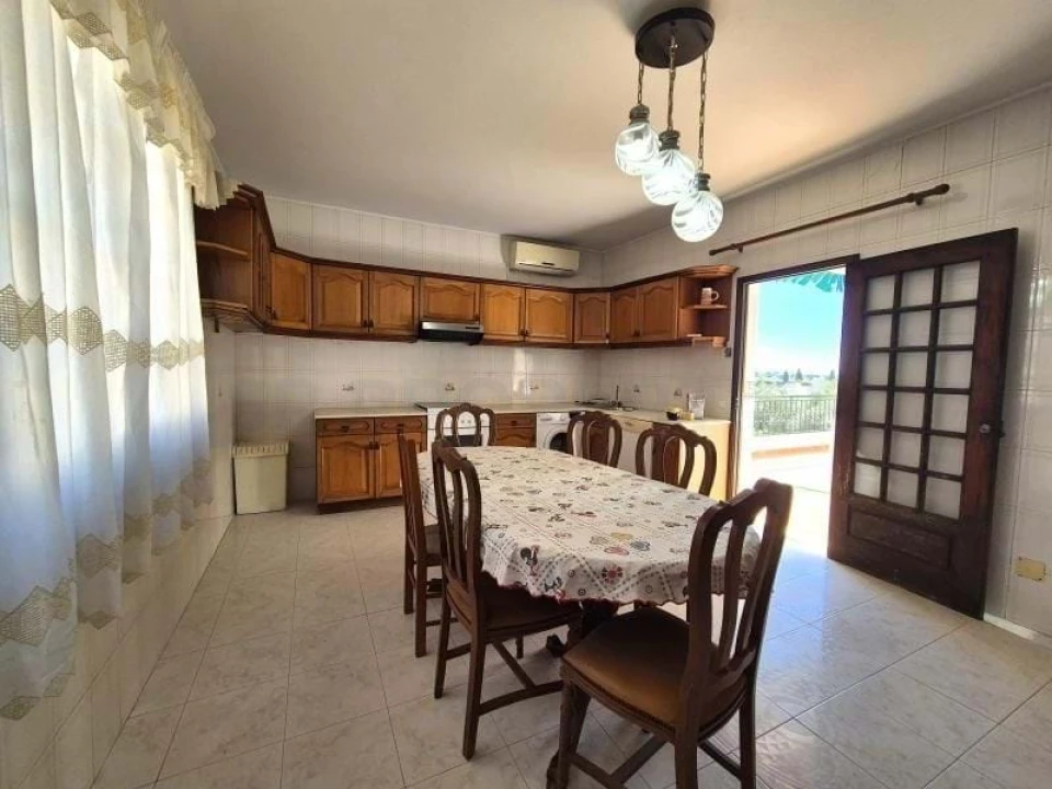 Moradia T5 para Venda em Loule (São Sebastião) Foto 45