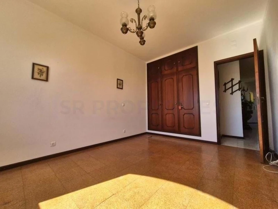 Moradia T5 para Venda em Loule (São Sebastião) Foto 39