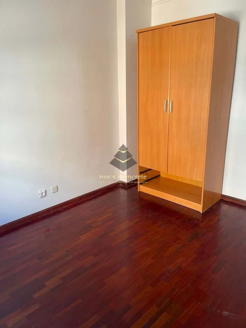 Apartamento T2 para Venda em Algueirão-Mem Martins
