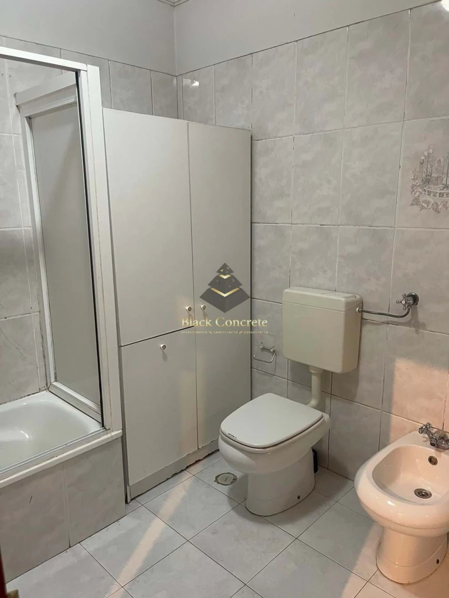 Apartamento T2 para Venda em Algueirão-Mem Martins Foto 2