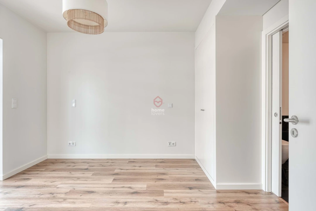 Apartamento T1 para Venda em Lumiar Foto 13