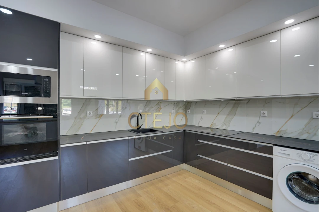 Apartamento T3 para Venda em Santa Iria de Azoia, São João da Talha e Bobadela Foto 7