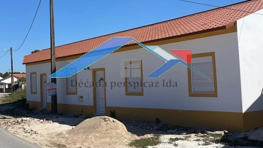 Moradia T4 para Venda em Branca