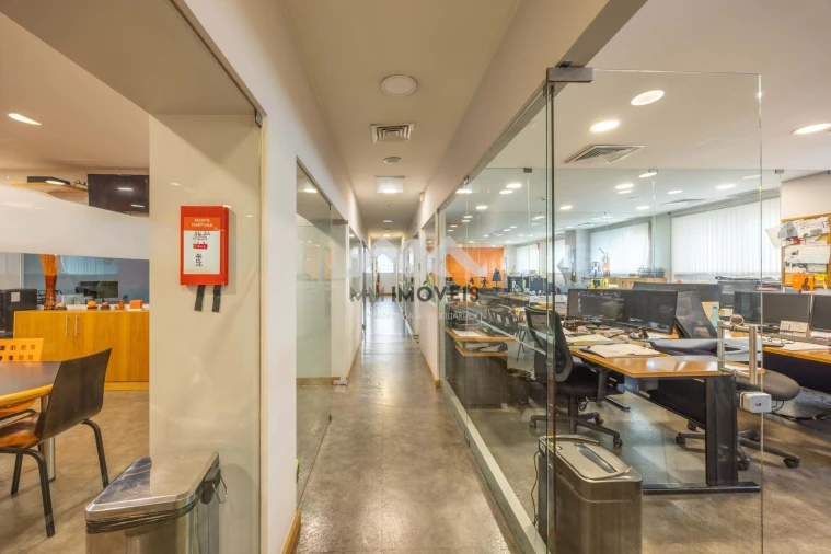 Armazém para Venda em Matosinhos e Leça da Palmeira Foto 15