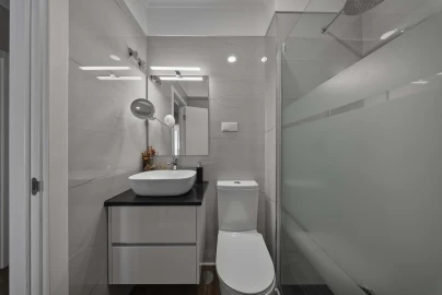 Apartamento T3 para Venda em Oeiras e São Julião da Barra, Paço de Arcos e Caxias
