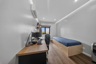 Apartamento T3 para Venda em Oeiras e São Julião da Barra, Paço de Arcos e Caxias
