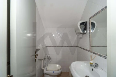 Negócio para Venda em Vila Real de Santo Antonio