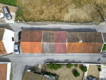Armazém para Venda em Almodôvar e Graça dos Padrões