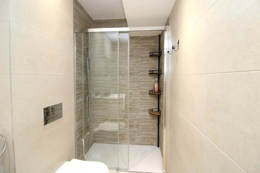 Apartamento T2 para Arrendamento em Albufeira e Olhos de Água Foto 17