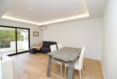 Apartamento T2 para Arrendamento em Albufeira e Olhos de Água