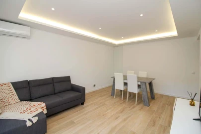 Apartamento T2 para Arrendamento em Albufeira e Olhos de Água