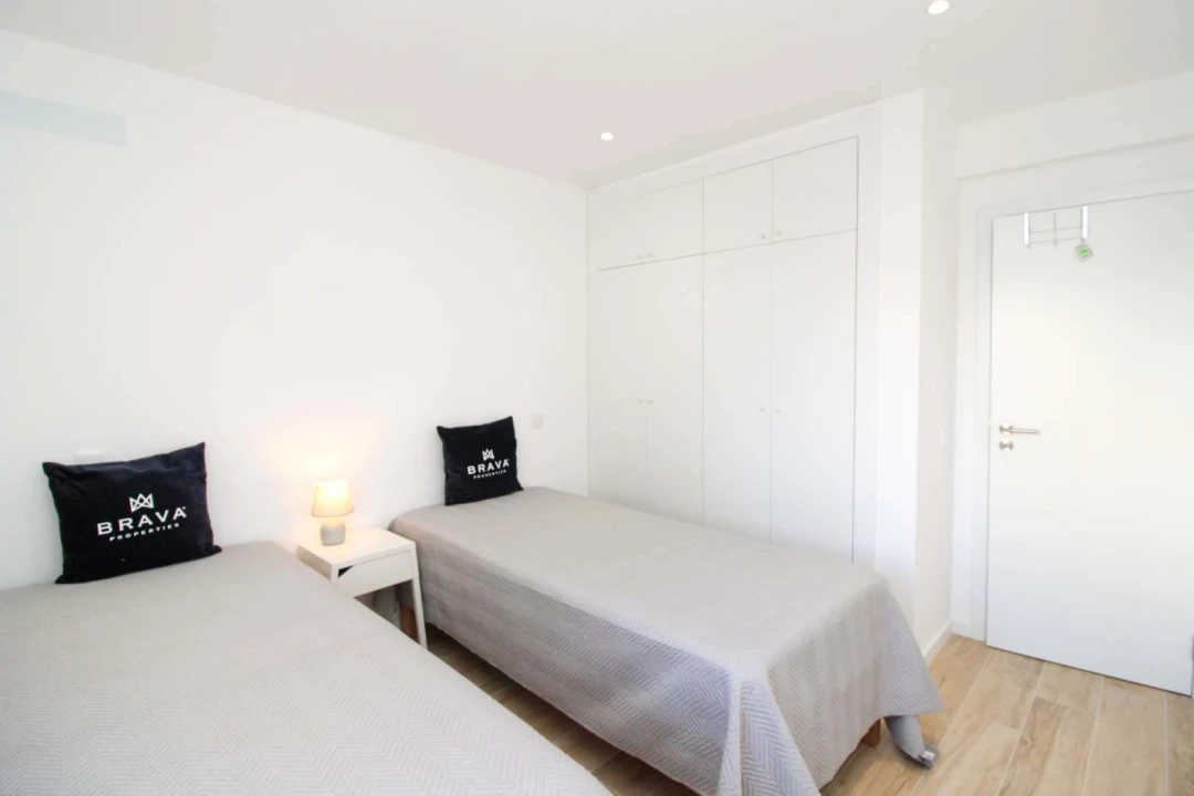 Apartamento T2 para Arrendamento em Albufeira e Olhos de Água Foto 14