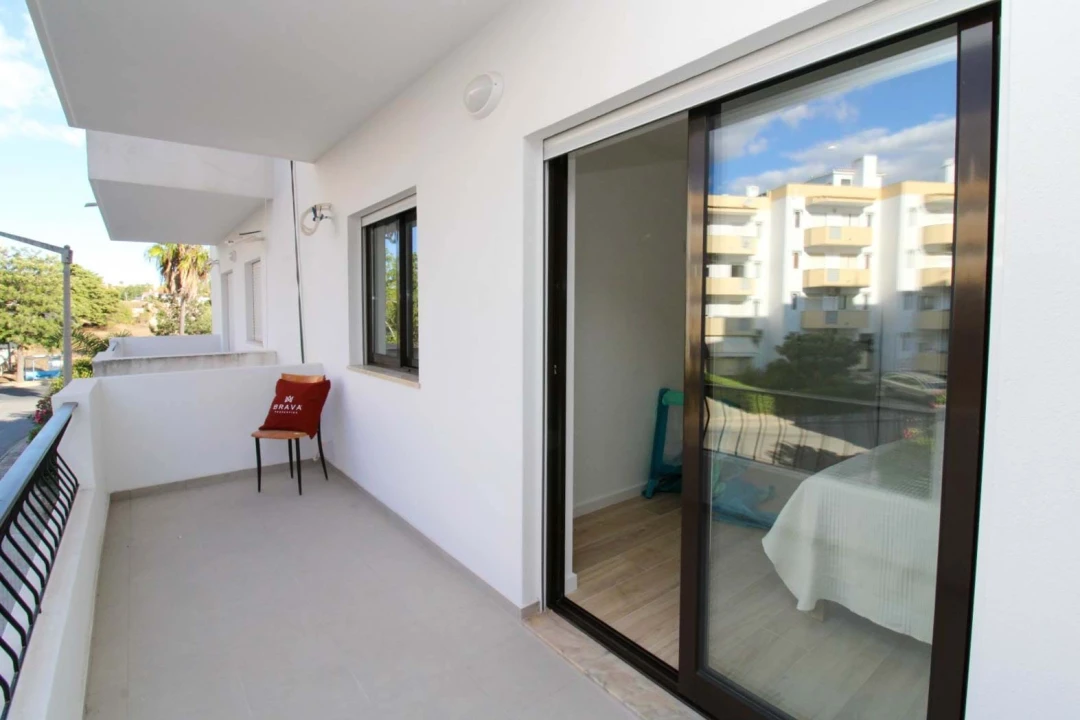Apartamento T2 para Arrendamento em Albufeira e Olhos de Água Foto 12