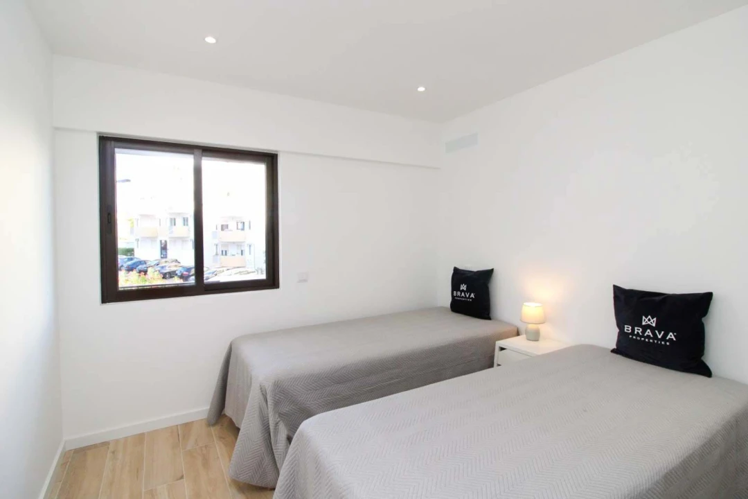 Apartamento T2 para Arrendamento em Albufeira e Olhos de Água Foto 15