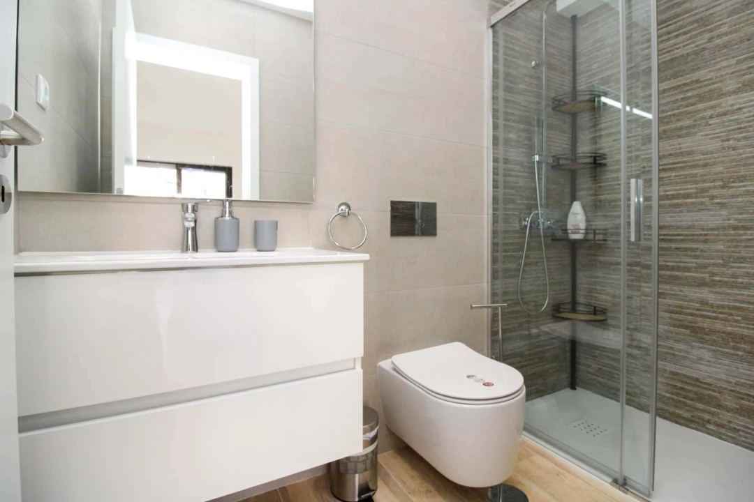 Apartamento T2 para Arrendamento em Albufeira e Olhos de Água Foto 11