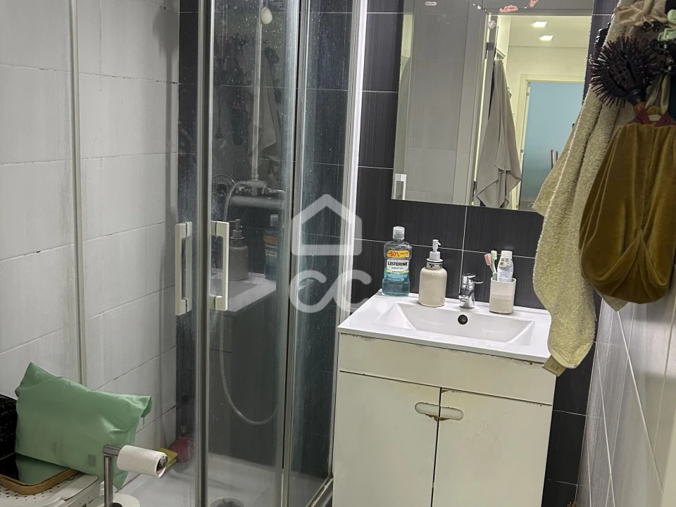 Apartamento T2 para Venda em Amora Foto 10